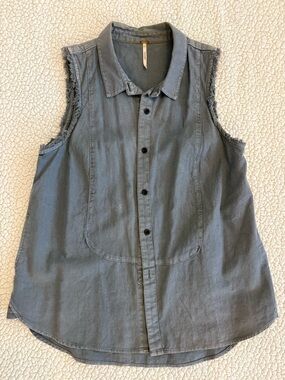 Free People Sleeveless Button-Down Shirt – Washed Gray